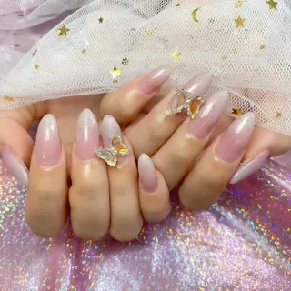 ネイル Nail Salon & MORE.のネイルデザイン