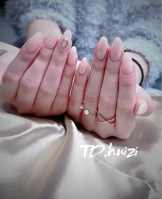 セミロング めぐみのネイルサロン 惠のネイルデザイン