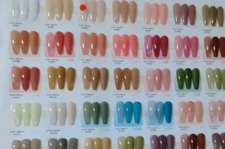 ネイル Fortuna神田店所属・Fortuna 宮本のネイルデザイン