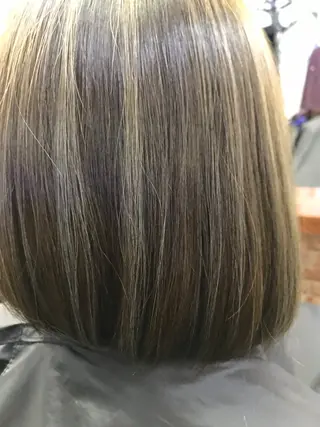 ショート カラー 桧山 真のヘアスタイル