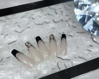 ネイル Two YUZUKIのネイルデザイン