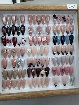 ネイル UMI ネイルサロン新宿🎀のネイルデザイン