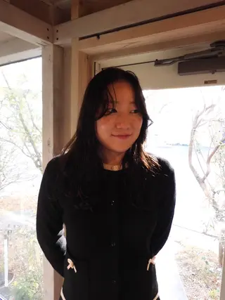 ロング カラー Nino hair garden所属・実生miu 個性派ハイトーンのヘアスタイル