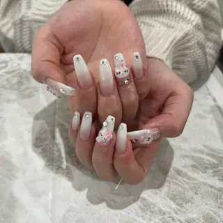 ネイル ＿WHITE+南海難波店所属・_WHITE+ 南海難波店のネイルデザイン