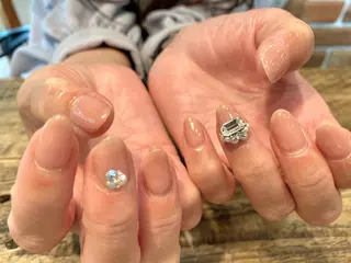 ネイル 佐藤  悠子のネイルデザイン