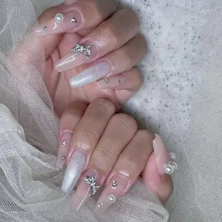 ネイル Queens PUPUのネイルデザイン