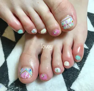 ネイル プライベートサロン loveyのネイルデザイン