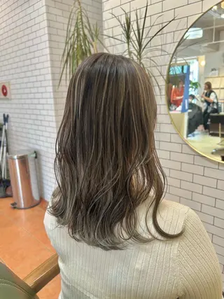 ロング カラー 石井 佑樹のヘアスタイル