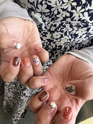 ネイル 黒葛原 めぐみのネイルデザイン