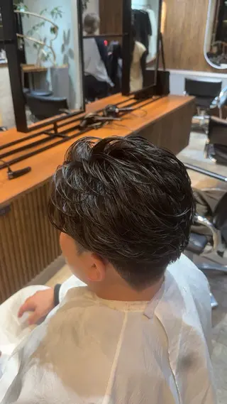 ショート パーマ メンズ MEN’S SALON HAVANA所属・渋谷/ピンパーマ /フェード/千尋のヘアスタイル