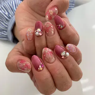 ネイル 五十嵐 美智のネイルデザイン