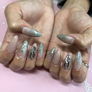 ミディアム ネイル 《LB》ラブリエ Nail&eyeのマツエク・マツパデザイン