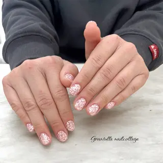 ネイル Grantulle Mizukiのネイルデザイン