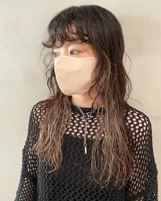 ロング カラー パーマ 優作 〜圧倒的信頼〜のヘアスタイル