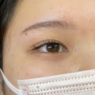 マツエク・マツパ ROW beaute所属・ROW beaute Sakiの眉毛・アイブロウイメージ