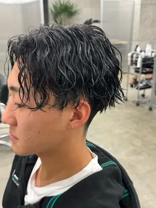 パーマ WERULE pivot cross店所属・髪質改善/岡﨑 亮のヘアスタイル