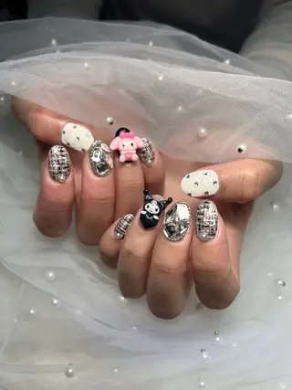 ネイル ✴︎ Delightのネイルデザイン