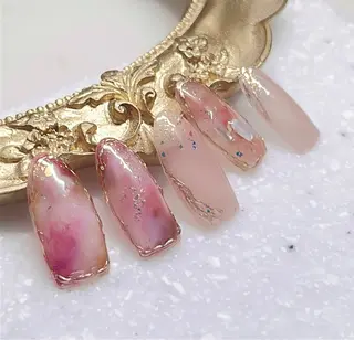 ネイル KARI ネイルサロンのネイルデザイン