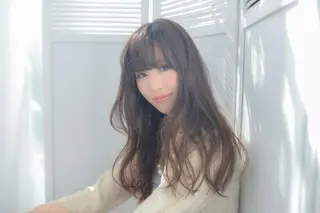 セミロング ミディアム カラー belta 姫路山吹 カラーモデル募集のヘアスタイル