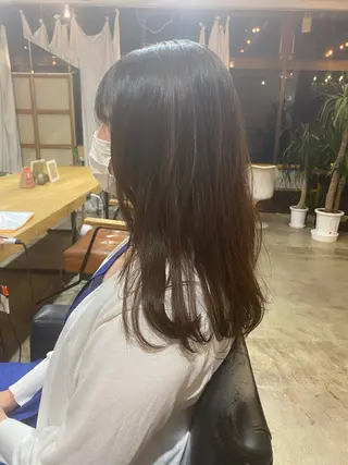 セミロング 小日向 沙織のヘアスタイル