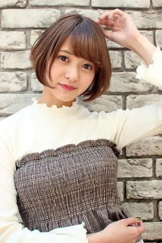 ショート カラー 羽田 ひろむのヘアスタイル