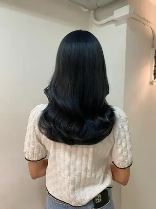 セミロング 'AXIS所属・'AXIS maiのヘアスタイル