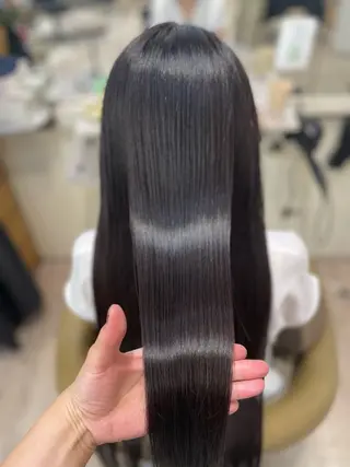 ロング 茅野 あゆ美のヘアスタイル