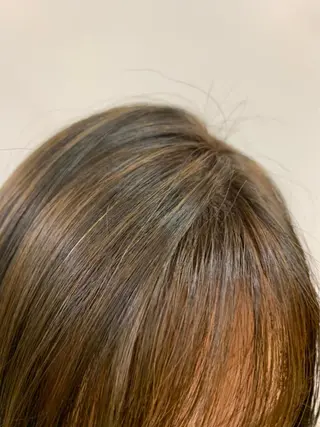 ミディアム カラー sea's所属・ヒラカホ/矢場町/ ブリーチ/似合わせのヘアスタイル