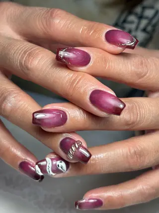 ネイル ✴︎ Delightのネイルデザイン