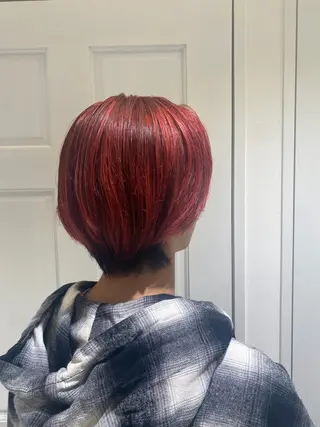 カラー カラー／ブリーチ しほのヘアスタイル