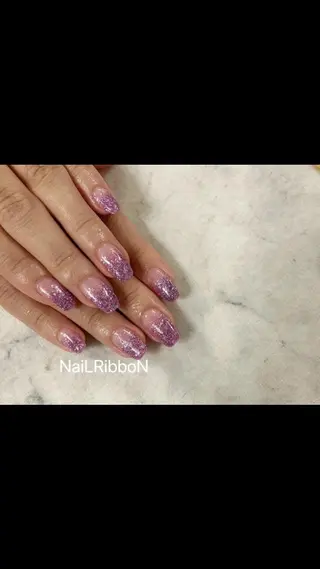 ネイル ネイルリボン 受付スタッフのネイルデザイン