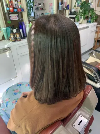 ミディアム カラー ストウ ナナエのヘアスタイル