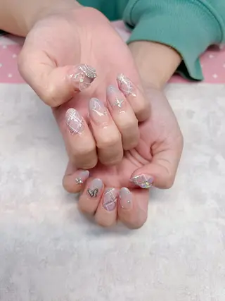 ネイル バニーアイズ　ネイル ニューオータニ博多店のネイルデザイン