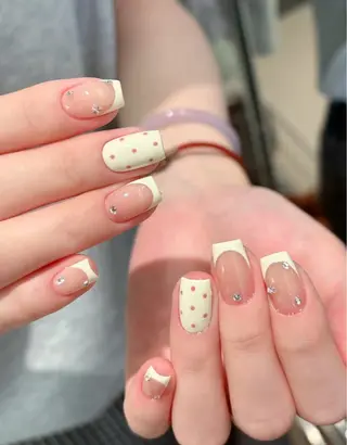 ネイル 小雨 Nail Studio・168のネイルデザイン