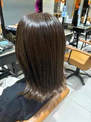 セミロング 杉井 恵里のヘアスタイル