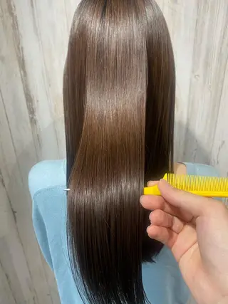 セミロング 【髪質改善・矯正 ・ハイライト】ハナカのヘアスタイル