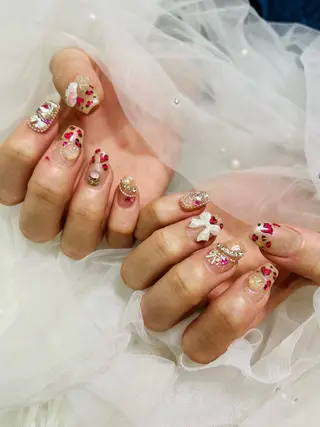 ネイル EmaNail天満橋店所属・EmaNail Risaのネイルデザイン