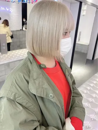 ショート カラー パーマ ヘアアレンジ キッズ ネイル マツエク・マツパ アイブロウ 🧨ブリーチー×ボブ レイヤー💎じゅえるのヘアスタイル