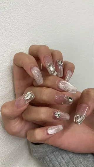 ネイル nailsalon　hue所属・小山 羽奈のネイルデザイン