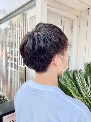 ショート パーマ メンズ 高橋胡桃🪽 ディレクターのヘアスタイル