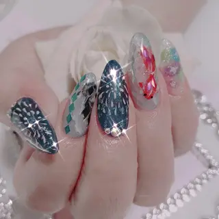 ネイル エステとネイル ローズコンフォートのネイルデザイン