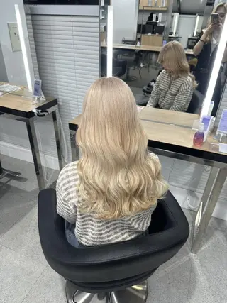 ロング カラー ヘアアレンジ NAMI🤎ブラウン &ミルクティー🤍のヘアスタイル