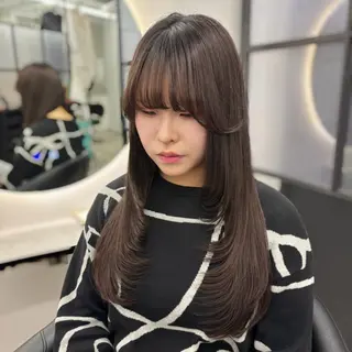 ロング カラー Ren. 🦋デザインカラーのヘアスタイル