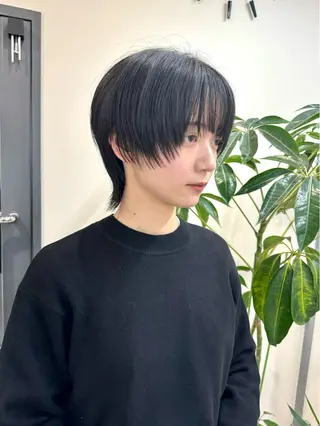 ショート レイヤー×縮毛矯正 深見 拓のヘアスタイル