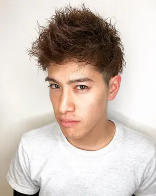 ショート カラー メンズ メンズヘア特化 崎田 成人のヘアスタイル