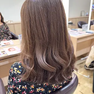 セミロング カラー 湯浅 了一のヘアスタイル