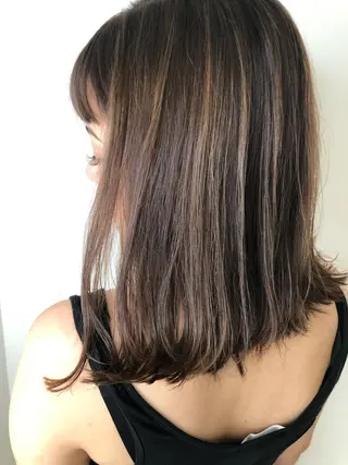ミディアム カラー AUBE HAIR citrine所属・石垣島/美容師 Moeのヘアスタイル