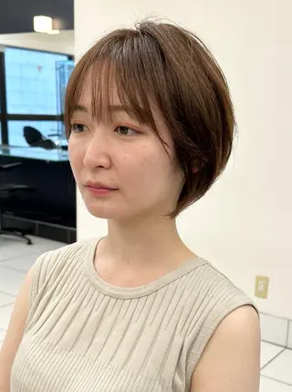 ショート カラー 小池 功のヘアスタイル
