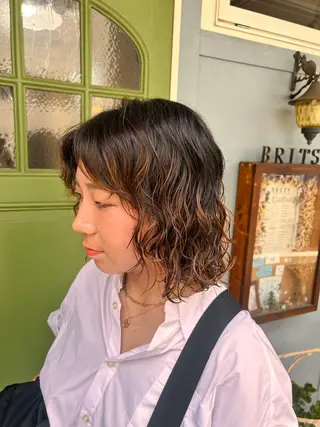 ショート パーマ 清水千優/パーマ/透 明感カラー/メンズのヘアスタイル