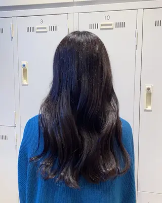 ロング カラー 𝐲𝐮𝐮𝐦𝐢 エクステ/ 艶カラーのヘアスタイル